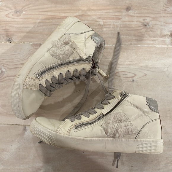 Dolce Vita sneakers - Picture 3 of 10